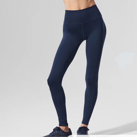 ALO Yoga Pants - Alo Yoga High-Waist Airlift Legging in Navy | Size M NWT Sculpting Shine Finish
